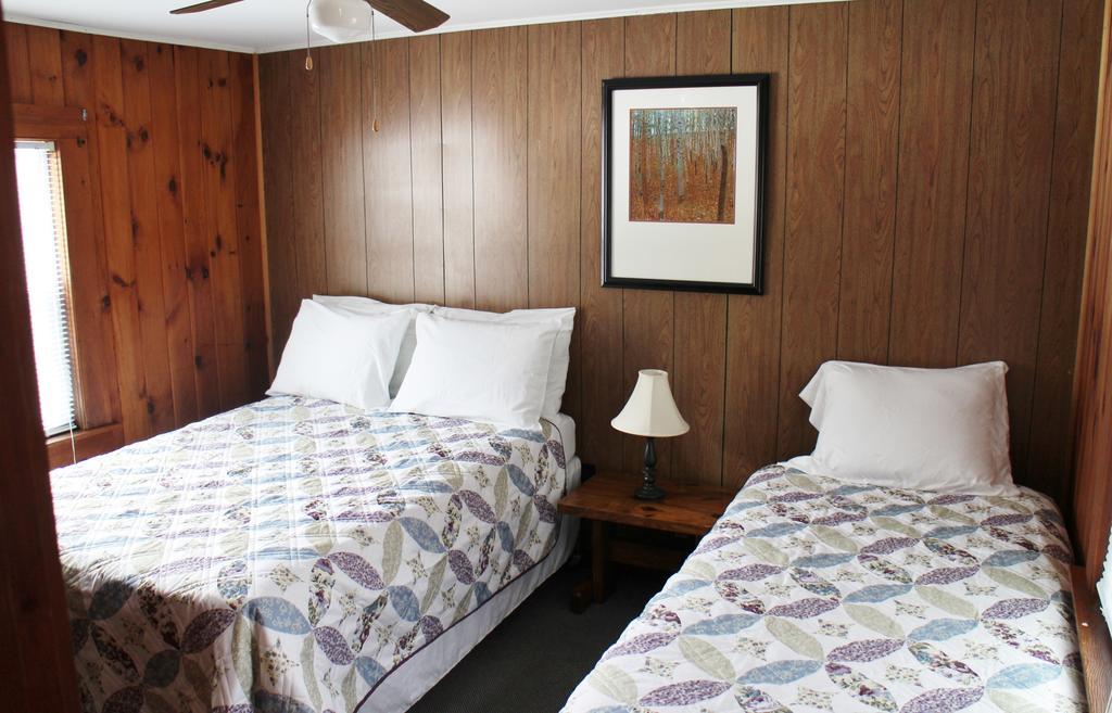 Pine Valley Cabins Thornton Quarto foto